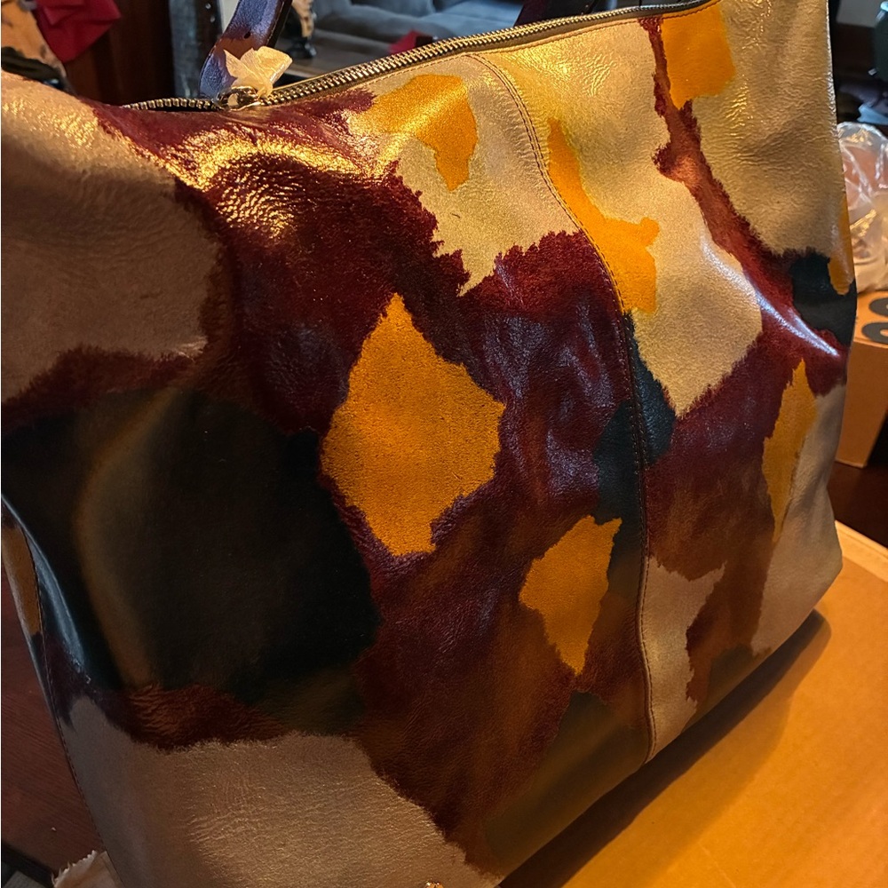 ECCO UPCYCLED LEATHER CAMO HOBO BAG - NEW WITH TAGS AND DUSTBAG - Picture 6 of 15